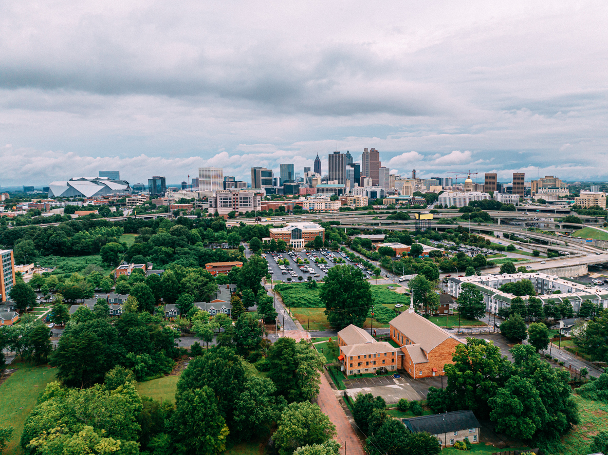 Elevated view of Atlanta, Georgia, USA in the summer.